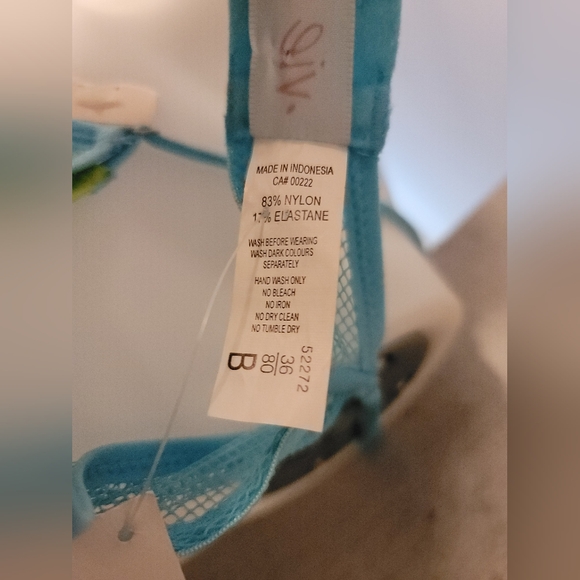 Vintage Vie Lingerie Fishnet Bra 36B - Picture 7 of 7